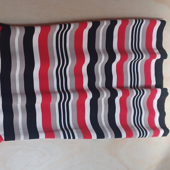 Calvin Klein Striped Sheath Dress, Sleeveless, Knee Length, Soft, Size 8 - Picture 5 of 11